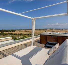3 Bedroom Villa with Pool near Muro, Sleeps 6